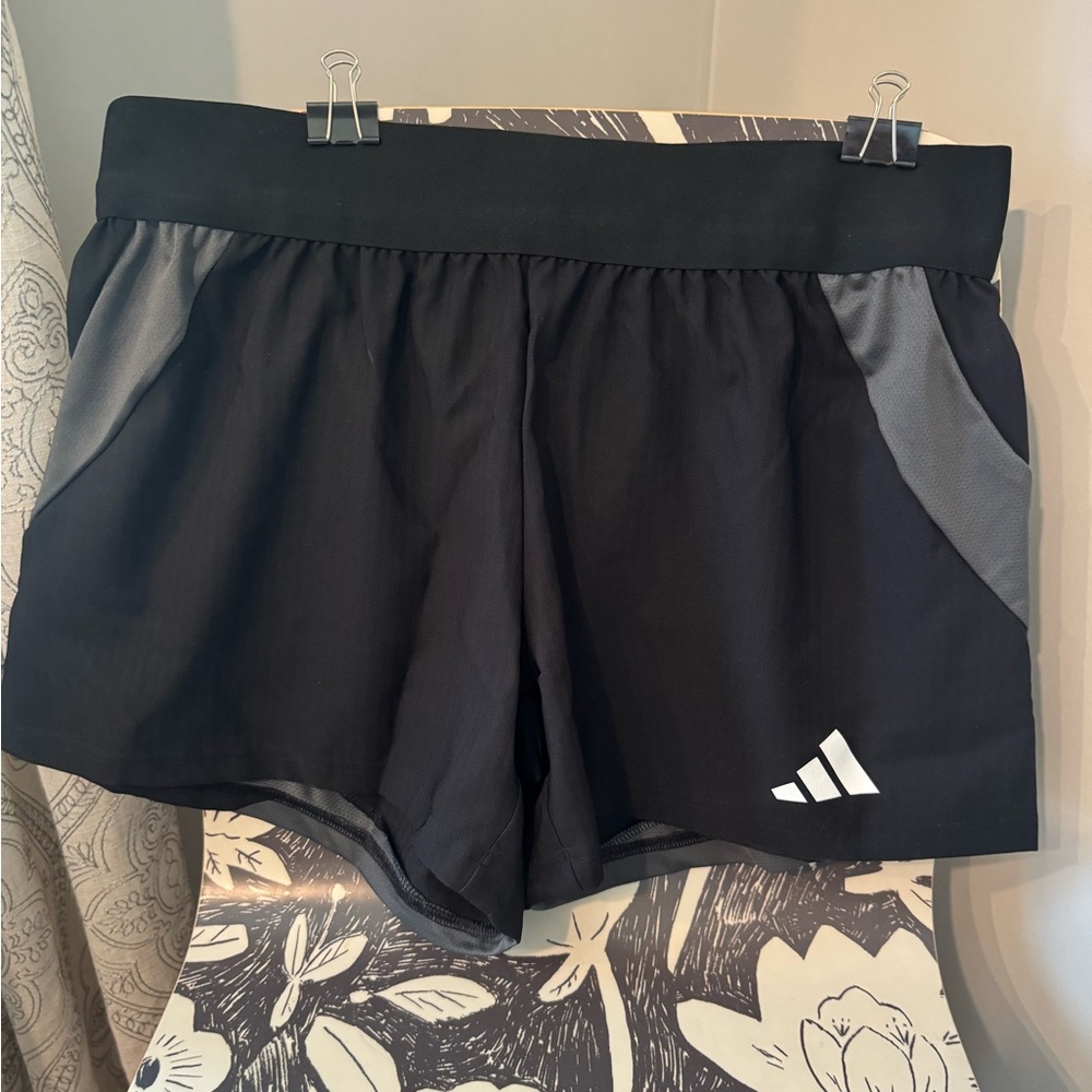 Adidas Black and Gray Athletic Shorts Lightweight Elastic Waist